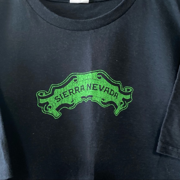 Gildan Sierra Nevada Black T-shirt Lime Green Print Unisex - Picture 3 of 6